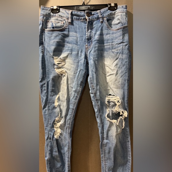 Refuge Distressed Jeans - Picture 2 of 4